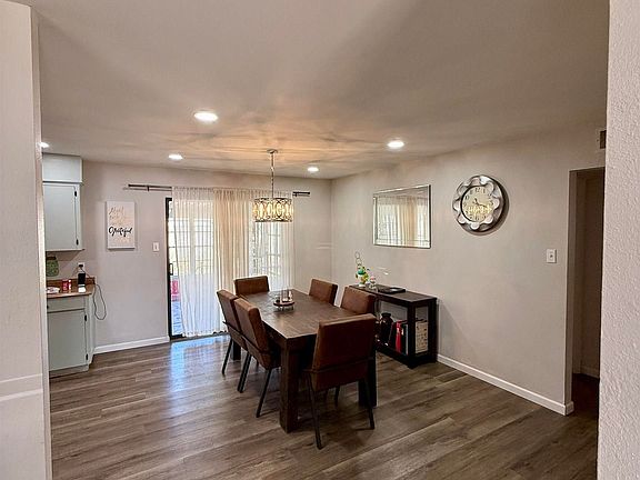 3rd image of 2103 Barnett Dr