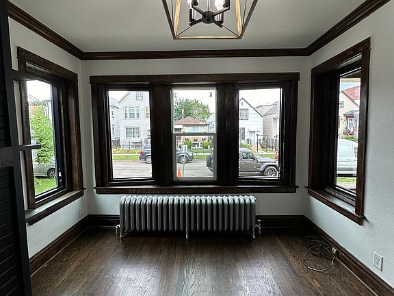 5th image of 2535 N Linder Ave #1F
