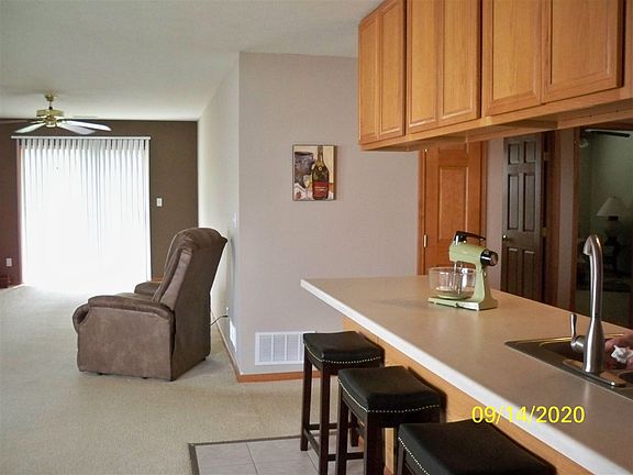 4th image of 6433 Oak Crest Ln
