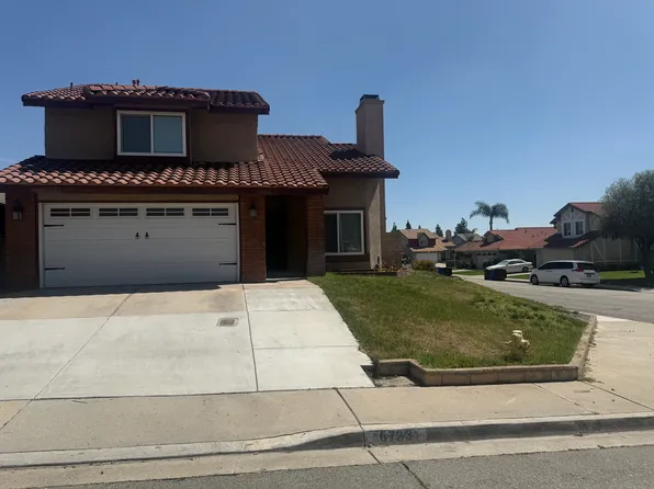 6733 Newport Ct, Fontana, CA 92336