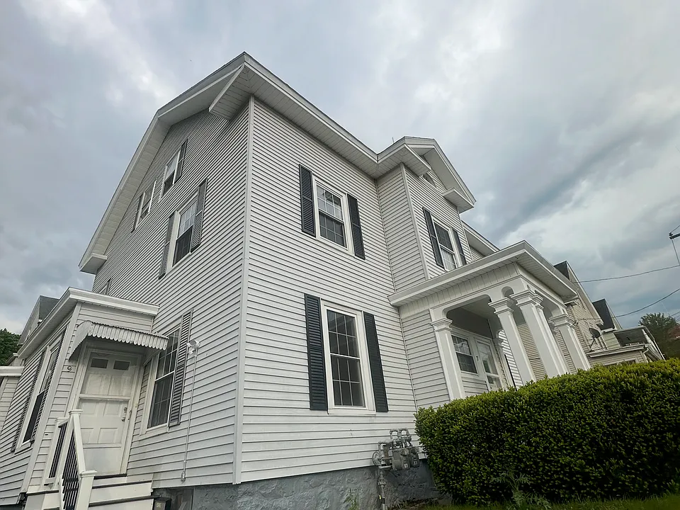 9 Buxton Ct