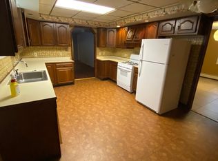 60 Wiklund Ave #B, Stratford, CT 06614