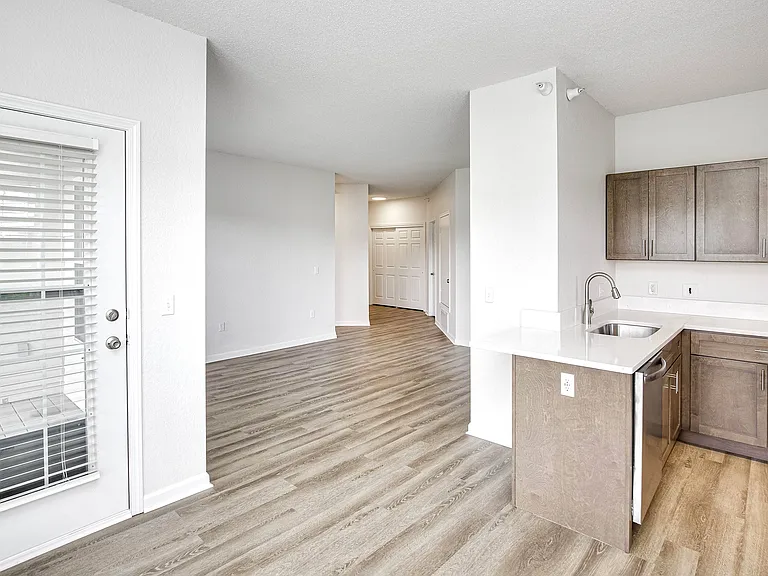 Autumn Grove Apartments — Photo 47