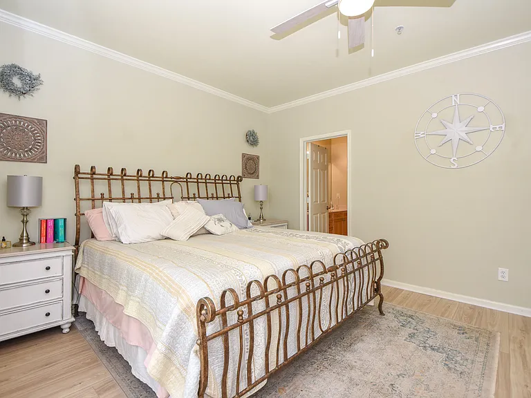 185 Sunset Point Dr #611 — Photo 21