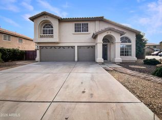 433 E Lakeview Dr, San Tan Valley, AZ 85143