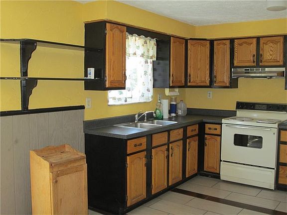 2nd image of 1506 Collinwood Pl