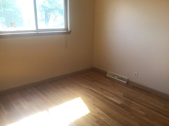 4th image of 6110 W Kaul Ave APT 4