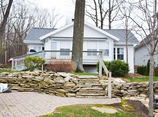 5079 Edgewater Beach Rd, Green Bay, WI 54311