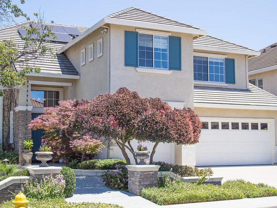 1st image of 4008 Emerald Isle Ln