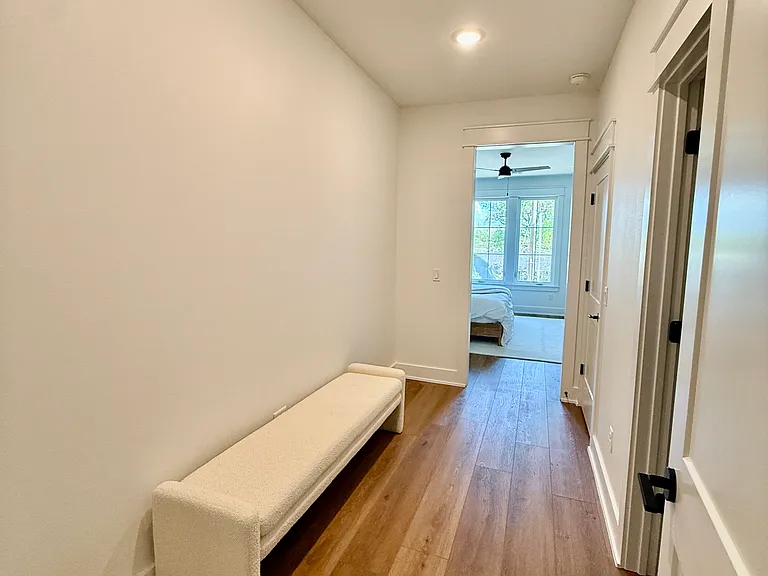 825 NW 14th St — Photo 39