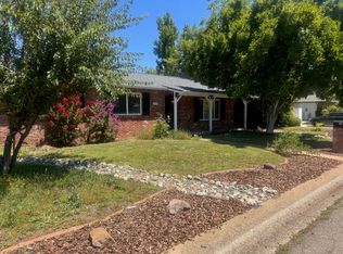 564 Estate St, Redding, CA 96002