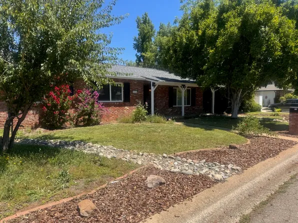 564 Estate St, Redding, CA 96002