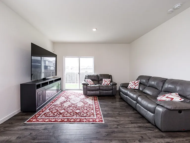 10213 Castor Dr — Photo 20