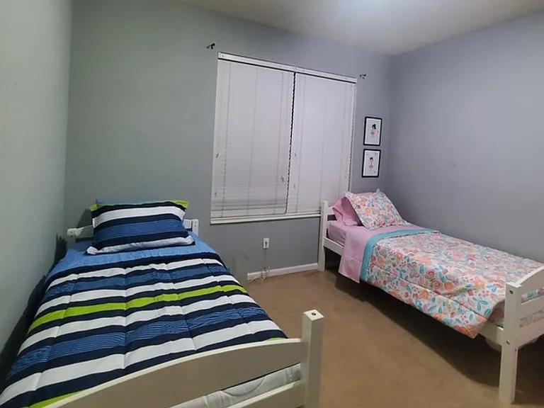 3001 Laurel Park Ln #201 — Photo 33
