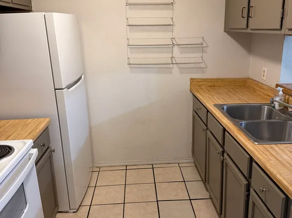 1917 Southwest Blvd, Tulsa, OK 74107