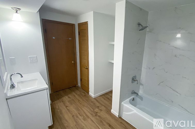 1st image of 8420 W Keefe Ave #8422