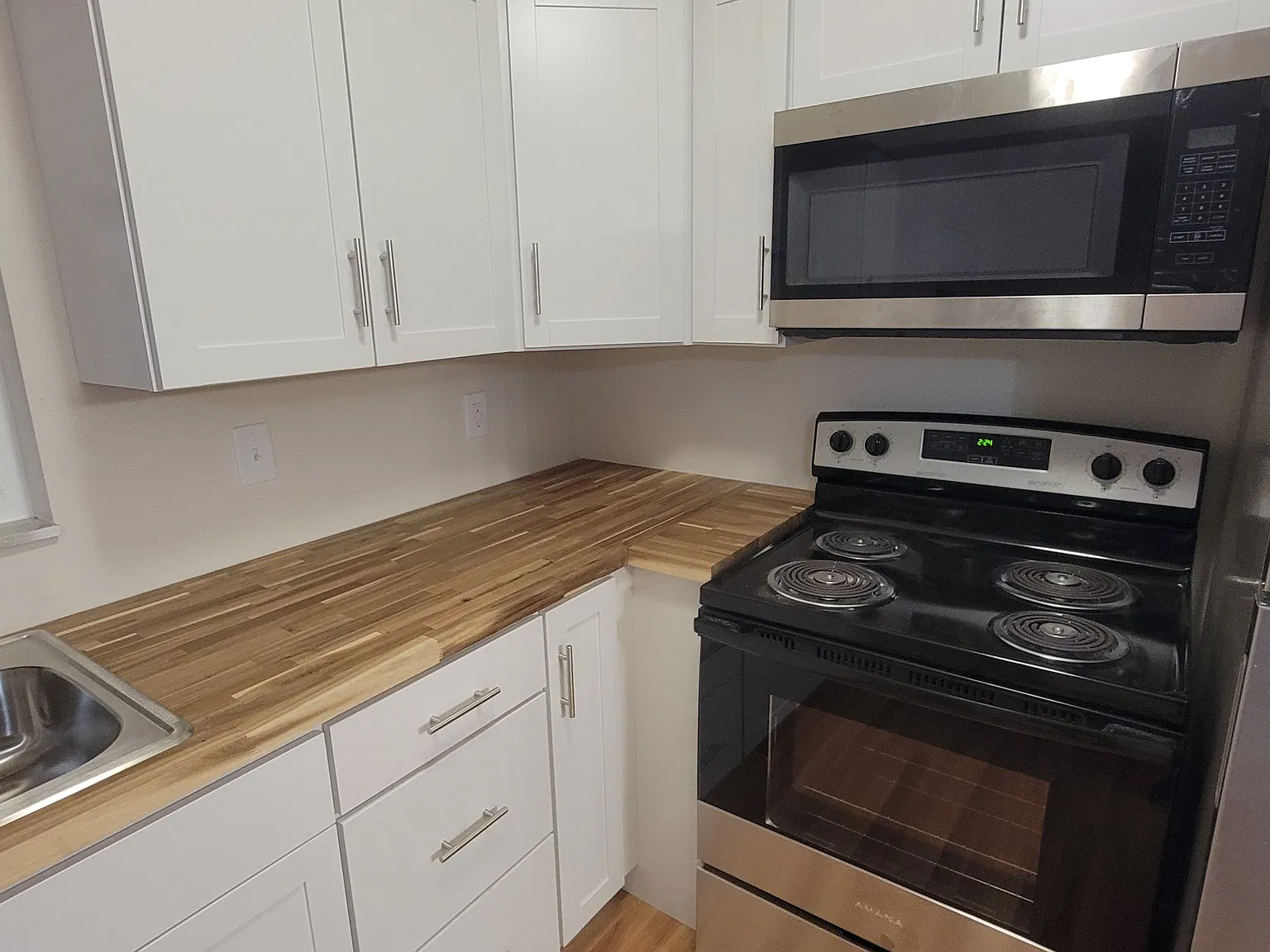 1 bed, 700 sqft, $1,200 — Photo 3