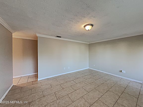 3rd image of 8436 COLTON Street