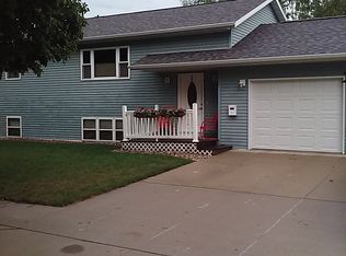 601 S Harriet St, Algona, IA 50511