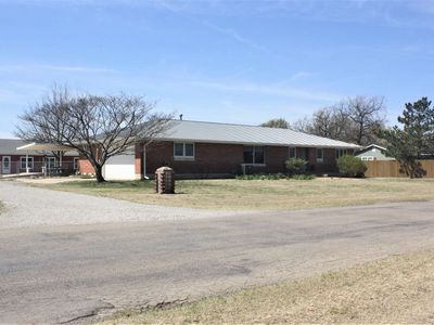 601 W Chrysler Ave, Blackwell, OK, 74631