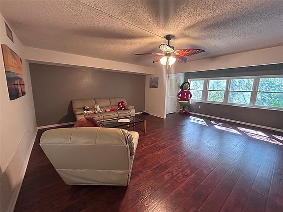 5th image of 150 El Dorado Dr #208