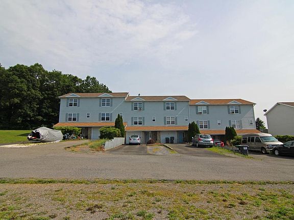 3rd image of 157 Victoria Arms Cir