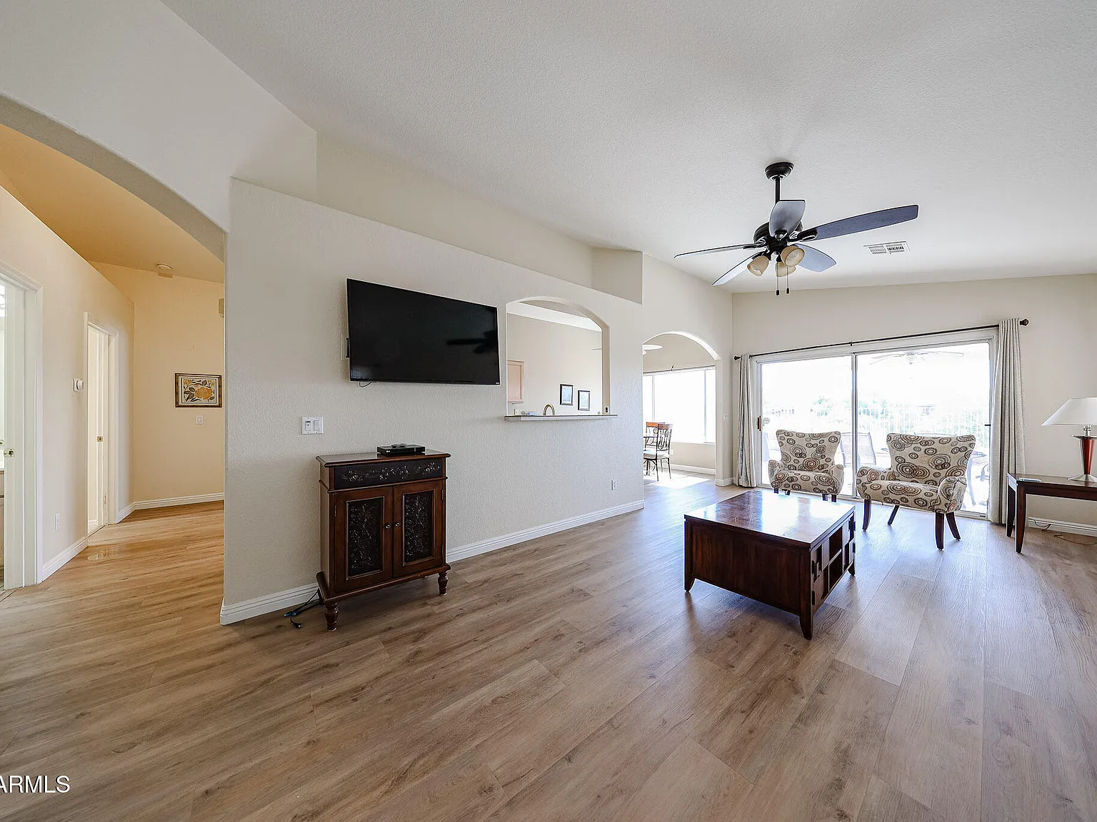 2 bed, 2.0 bath, 1379 sqft, $1,800 — Photo 4