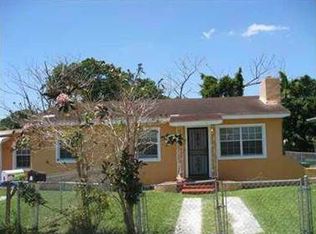8210 NW 14th Pl, Miami, FL 33147