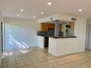 9102 SW 159th Ter #A, Palmetto Bay, FL 33157