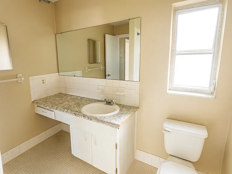 165 117th Ave #6 — Photo 9