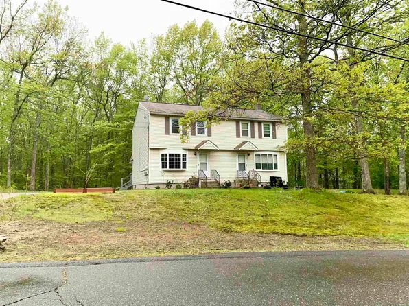 30 Emerald Dr, Derry, NH 03038
