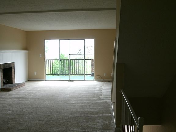 Living/Dining, 2nd Level