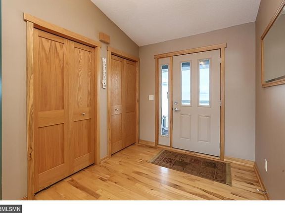 3rd image of 35528 Silver Ave