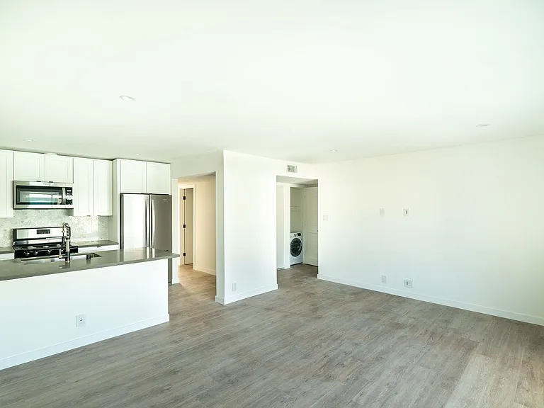 3168 Wabash Ave — Photo 5
