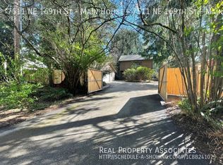 7511 NE 169th St #M, Kenmore, WA 98028