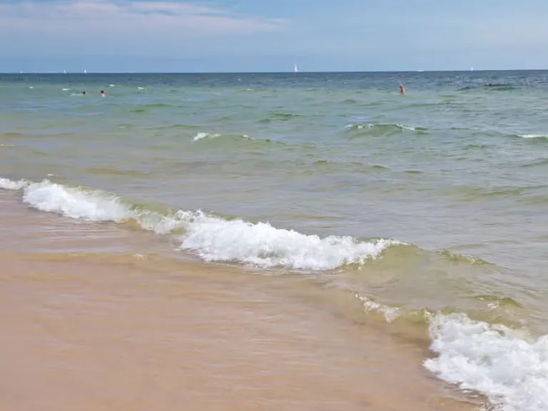 Easy drive to sandy beaches with almost no traffic.