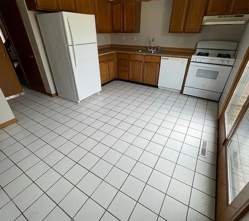 3150-60 W 40th St