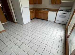 3150 60 W. 40th St, Erie, PA 16506