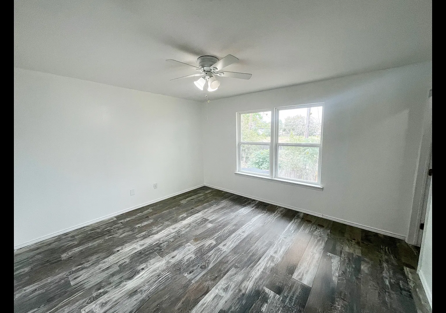 2 bed, 1.5 bath, 1032 sqft, $1,500 — Photo 4