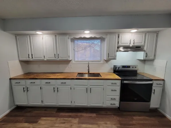 308 Hope St #A, Oskaloosa, IA 52577