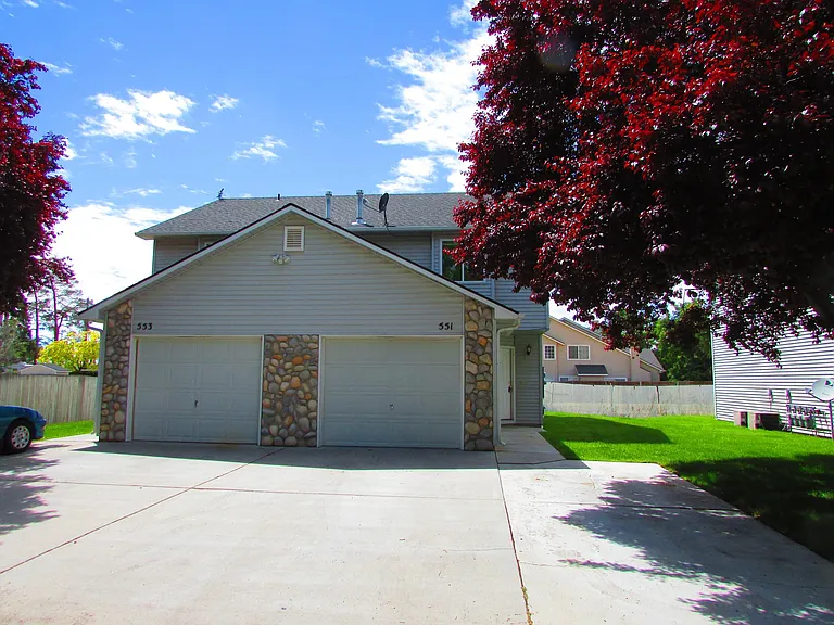 551 W Idaho Ave — Photo 1