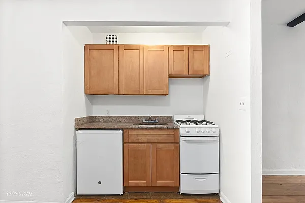 Rented by Corcoran | media 8