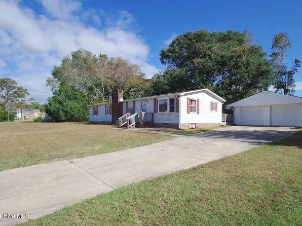 217 Bogue Sound Drive, Cape Carteret, NC 28584