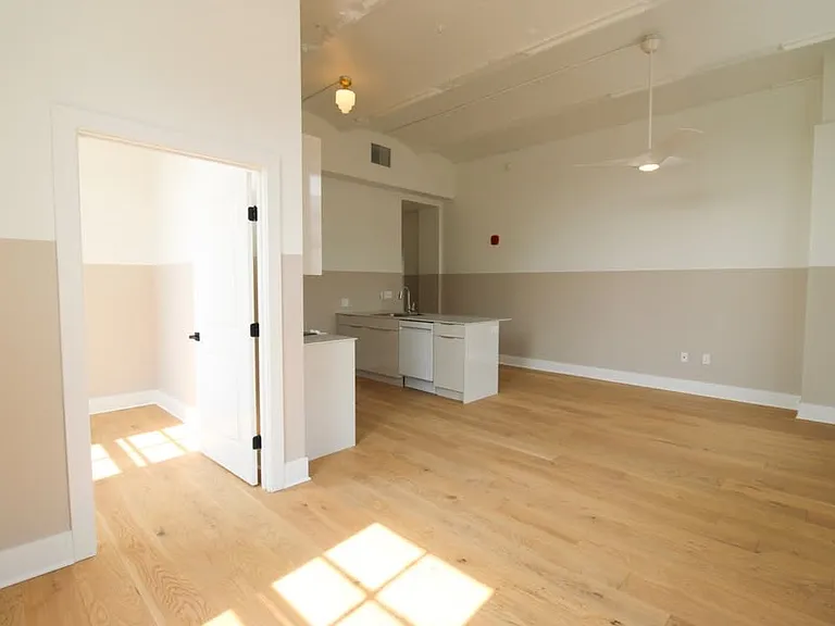 30 W Broad St #208 — Photo 13