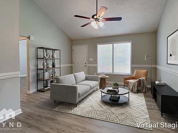 2nd image of 15 Jenee Ln