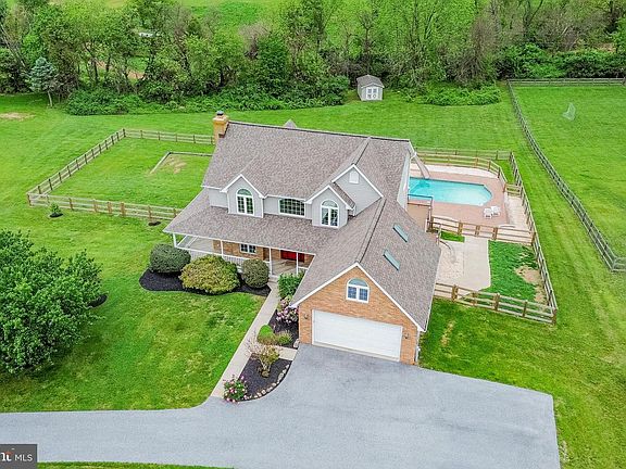 4th image of 378 Plankwood Dr