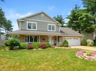 6118 Sablewood Cir, Portage, MI 49024