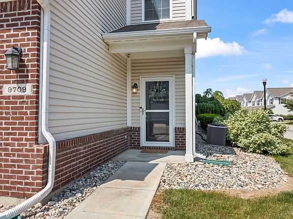 5th image of 9709 Prairie Smoke Dr