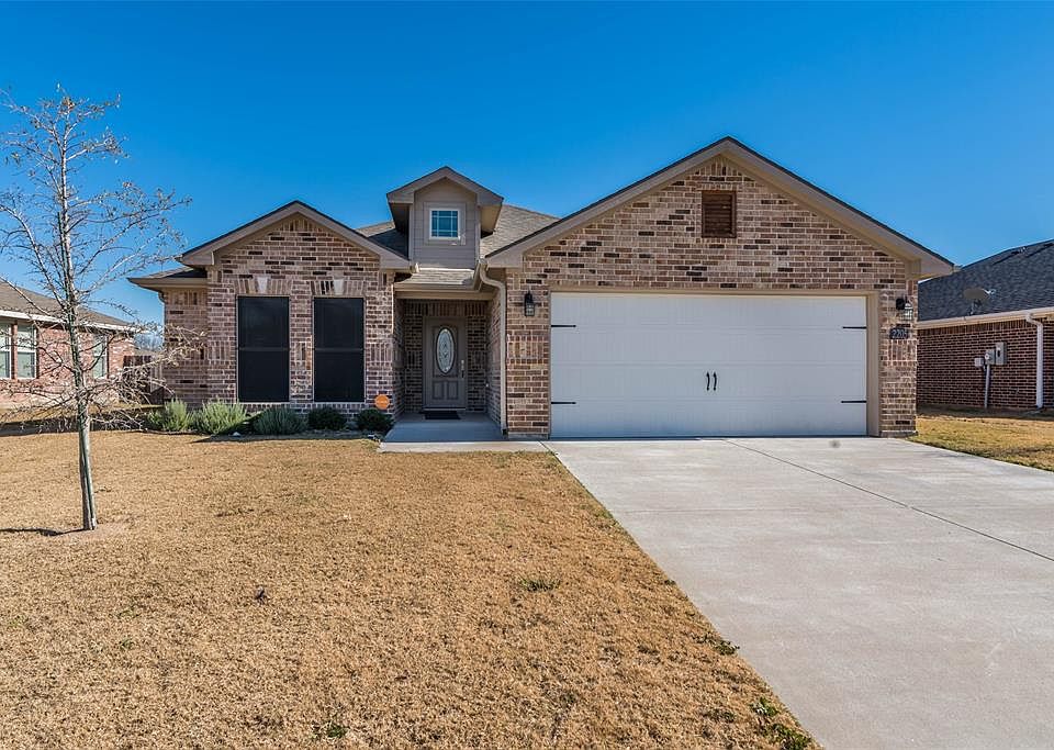 1st image of 2205 Southridge Ln