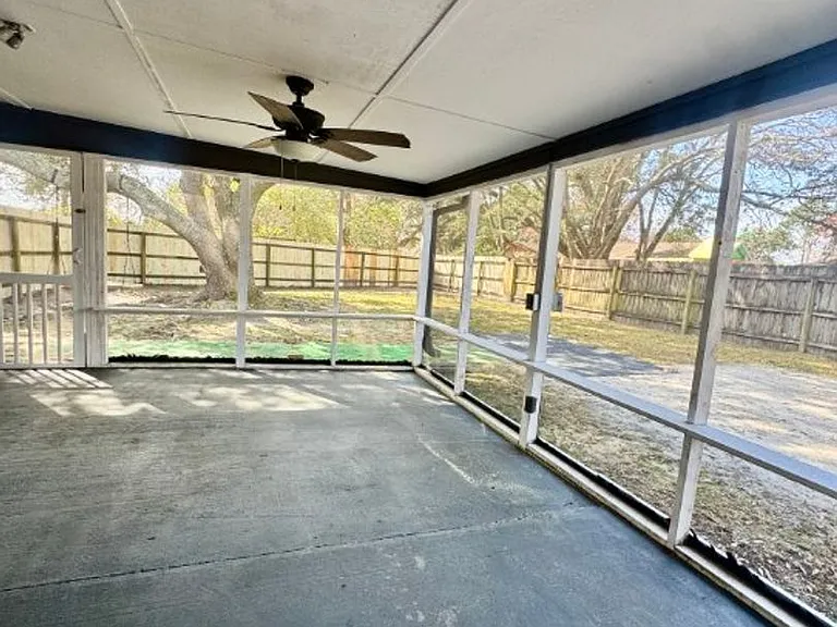 1315 Sussex Dr — Photo 20